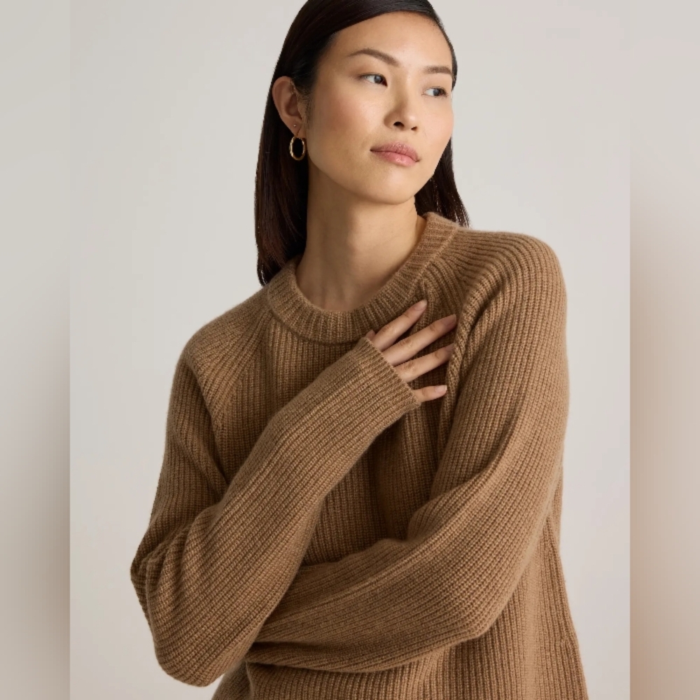 Quince Cashmere Fisherman Sweater. Medium $100. Teak. New Perfect Condition.